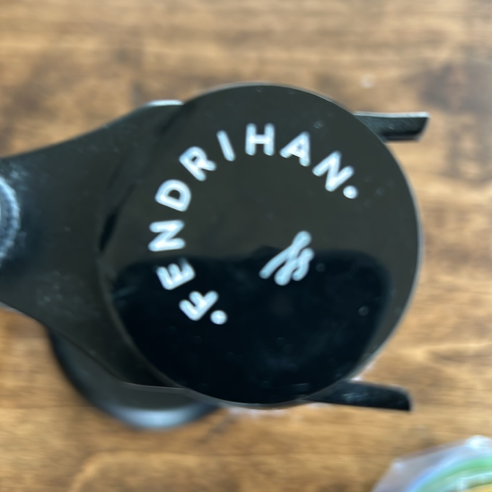 Men's black Fendrihan shaving set - Picture 4 of 5